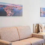 Orbis Boutique By Holi Aparthotel